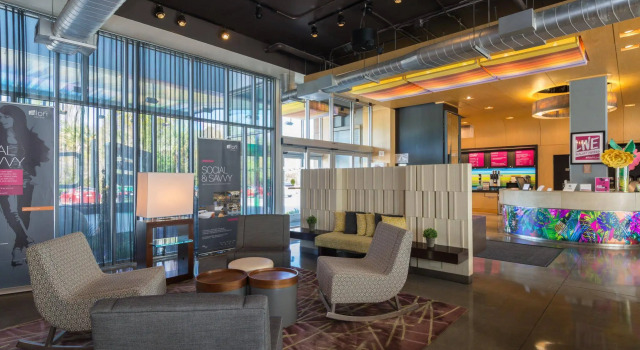 Aloft by Marriott Charleston Airport & Convention Center, Забронировать Отель Северный Чарльстон Чарльстон, рядом с Центр исполнительских видов искусства North Charleston Coliseum