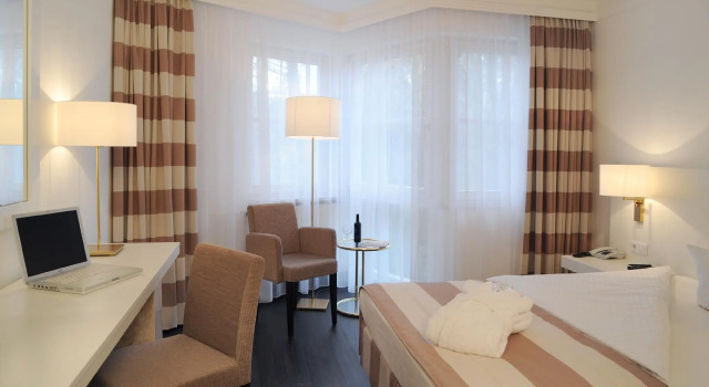 Одноместный номер Superior relexa hotel Schatten Stuttgart