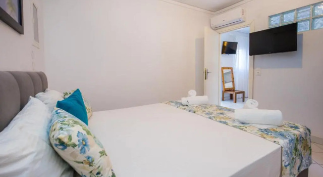 Апартаменты Economy Hotel Potos