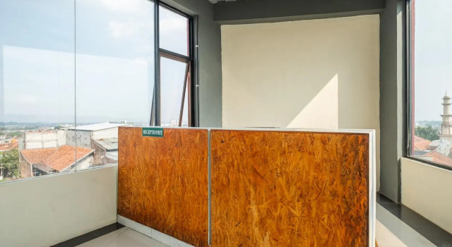 OYO 1360 Bumi Makhraja Syariah, Rezervovat Hotel Bandung Wetan 