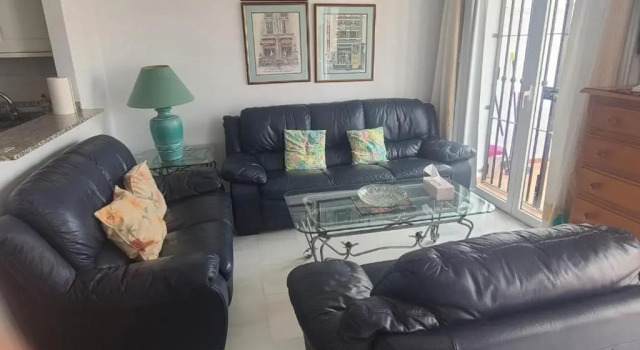 Spaciously Cosy Apartment 5b close to beach, Забронировать Апартаменты/квартира Апартаменты Нерха, рядом с Пляж Бурриана, Апартаменты/квартира