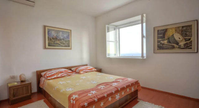 Jadranka, Prenota Hotel Stari Grad 