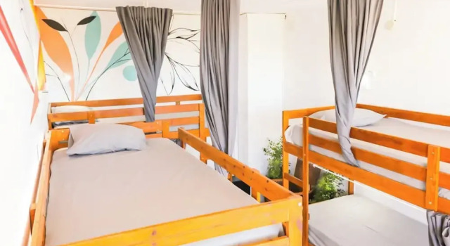Ocean Nomads Coworking, Prenota Ostello Los Cristianos 