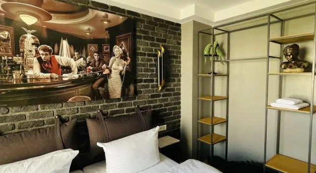 IQ Hotel, Varaa Hotelli Mitte Hannover