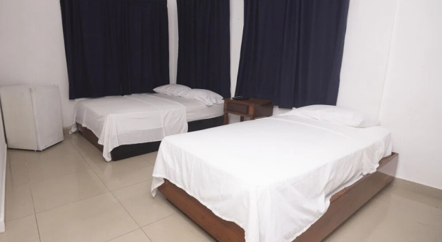 Caribbean Queen Hotel, Забронировать Отель Gascue провинция Санто-Доминго