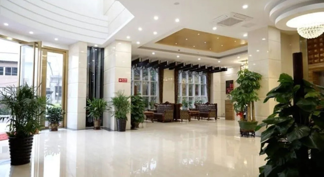 Dong Jun Hotel, Boek Hotel Hotels in Guangdong met parkeren, Parkeren