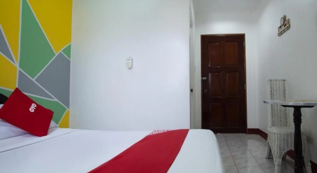 OYO 596 Casa Vista Blanca Inn, Prenota Hotel Bancaobancao 
