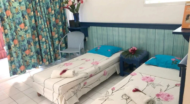 Apartment With one Bedroom in Le Moule, With Wonderful sea View, Terrace and Wifi, Забронировать Апартаменты/квартира Апартаменты Ле-Муль, Апартаменты/квартира