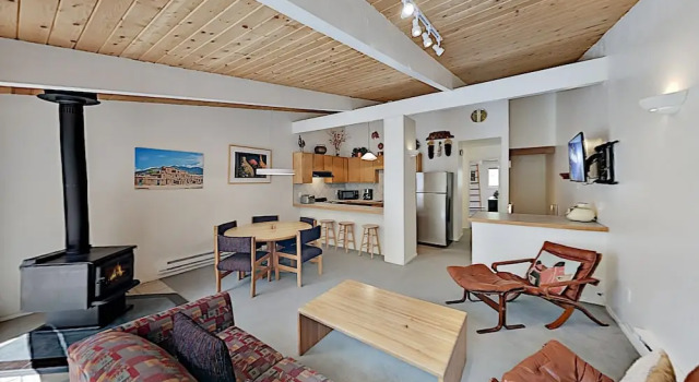 13tr18vy 2 Bedroom Condo, Varaa Lomakoti Wheeler Peak Wilderness Area New Mexico