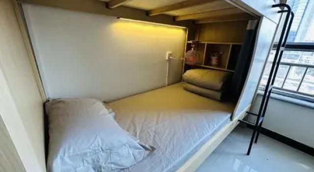Капсула Economy Lishe Capsule Hostel (Hailiang Square)