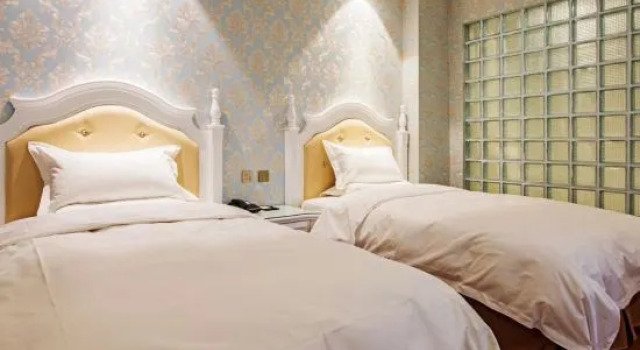 Xinwei Business Hotel, Boek Hotel Suihua Heilongjiang