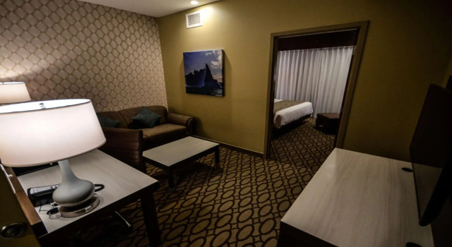 Люкс с видом на улицу Best Western Plus St. Johns Airport Hotel and Suites