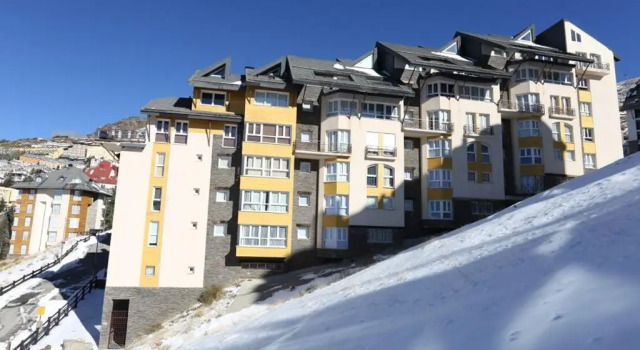 Miramar Ski a pie de pista - Ático precioso con piscina, Varaa Huoneisto Pradollano 
