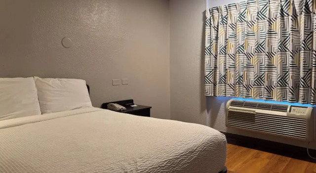 Люкс Standard Motel 6-Simi Valley, CA
