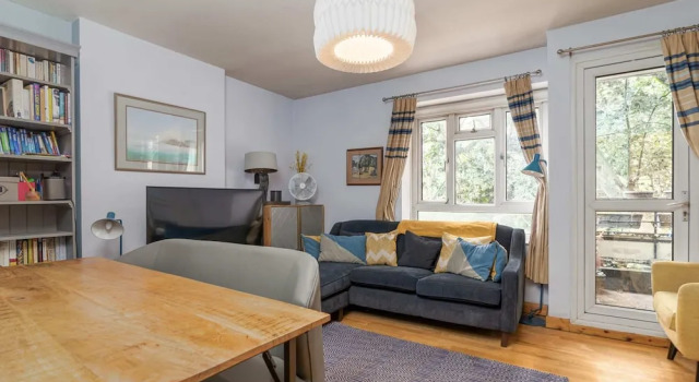 Charming 1BR Highbury Flat With Balcony, Забронировать Отель Отели Англии 3 звезды, 3*