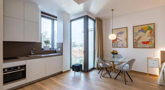 302- HiEndAccomodation-TopLocation, Забронировать Отель Афины Острова Саронического залива - Аттика, рядом с Theocharakis Foundation