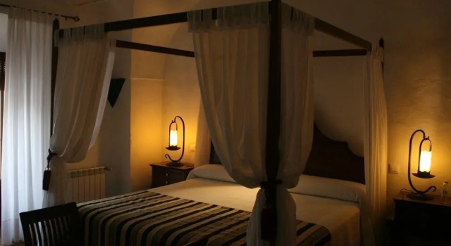 Hotel Rural Las Grullas, Забронировать Отель Отели Badajoz Province с завтраком, Завтраки