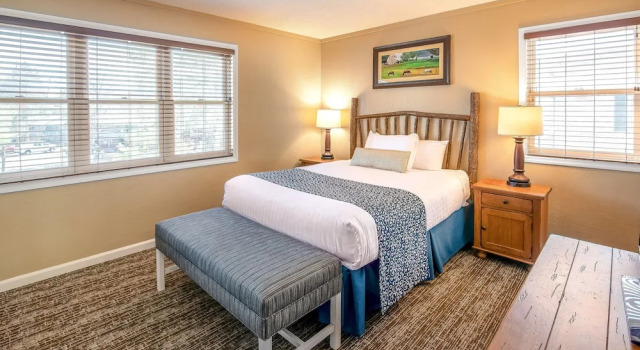 Номер Standard c 1 комнатой с балконом Holiday Inn Club Vacations Oak n Spruce Resort in the Berkshires