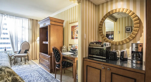 Boutique Suites Vancouver
