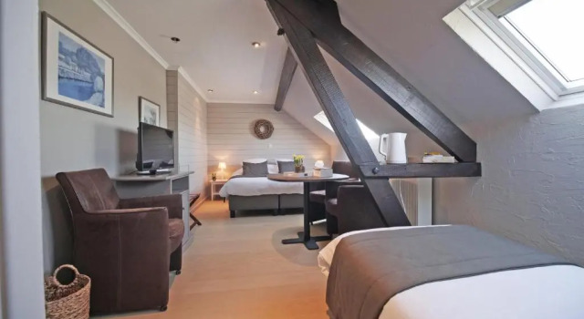 Трёхместный номер Comfort Logis Hotel Restaurant la Hutte Lurette