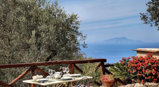 Апартаменты Tulipano - A Charming and Peaceful Hillside Villa With Lovely Views