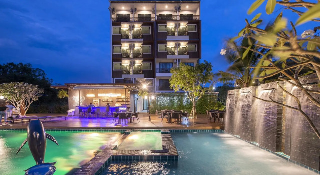 Трёхместный номер Deluxe с балконом River Front Krabi Hotel