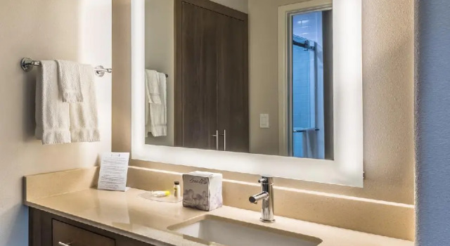 Двухместный люкс c 1 комнатой Staybridge Suites - Lake Jackson by IHG