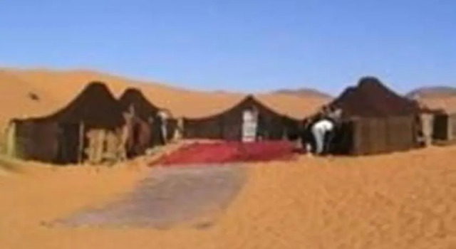 Bivouac Camel Trips, Rezervovat Hotel Hotely v Meknes-Tafilalet s parkováním, Parkování