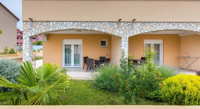 Awesome Home in Vodnjan With 4 Bedrooms, Wifi and Outdoor Swimming Pool