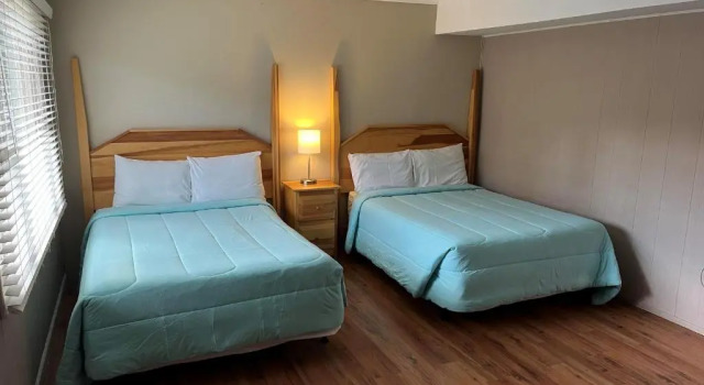 Community Court Motel