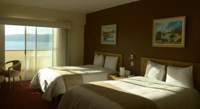 Standard- dobbelt værelse med altan Hotel Jose Antonio Puno
