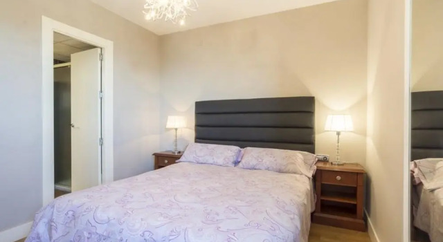 107382 Apartment In Malaga, Забронировать Апартаменты/квартира Набережная Пасео Маритимо Малага, рядом с Муэлье Уно