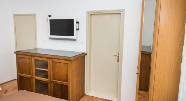 South Wing Apartment