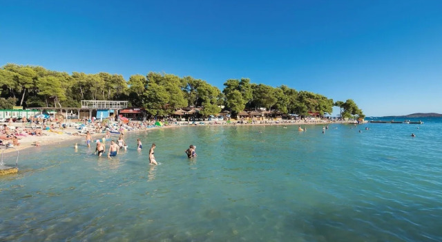 Amazing Apartment in Pakostane With Wifi