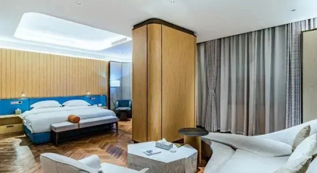 Люкс Business Jiangnanchun Hot Spring Resort Hotel
