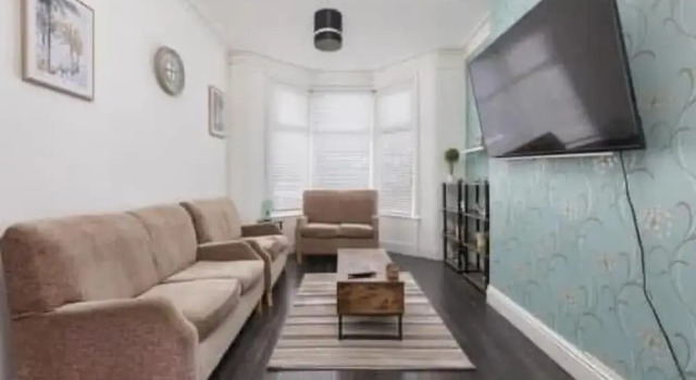Коттедж Blackpool Bliss House - 5 Bedrooms