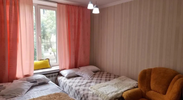 Четырёхместный номер Standard Bulevard Stеefan 64-11