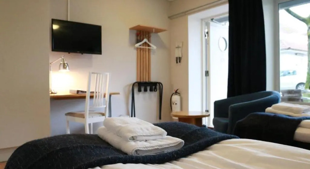 Lygnerns Pensionat & Konferens, Book Hotel  