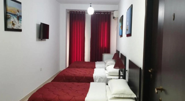Haris Hotel