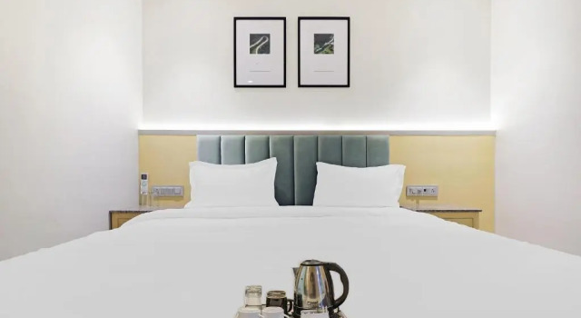 Номер Deluxe FabHotel Yellow Courtyard