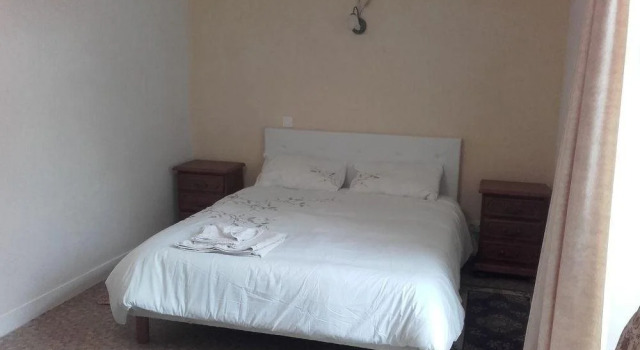 Chambre d'Hôtes Firon, Réserver Hôtel Chalus Haute-Vienne