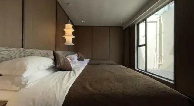 Люкс Luxury 1mo Hotel (Beihai Yintan Branch)