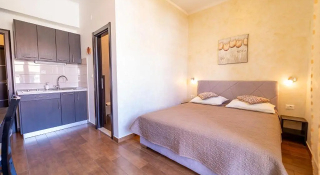 Apartments Naja, Prenota Appartamento Splitska 