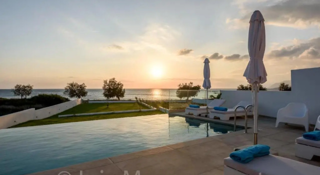 Вилла Villa Pelagia Seafront Villa Pelagia Superb New Listing2021