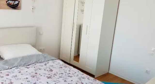 Luxury apartment with pool in North Bucharest, Rezerwuj Apartament Hotele w Ilfov z parkingiem, Parking