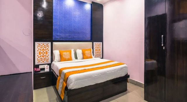 OYO 2558 Hotel R K Residency