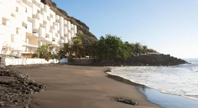 Апартаменты Home2Book Beach Front Las Gaviotas