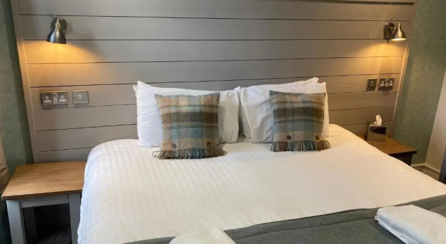 Двухместный номер Standard West Port Hotel