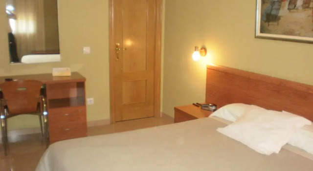 Hotel Dora