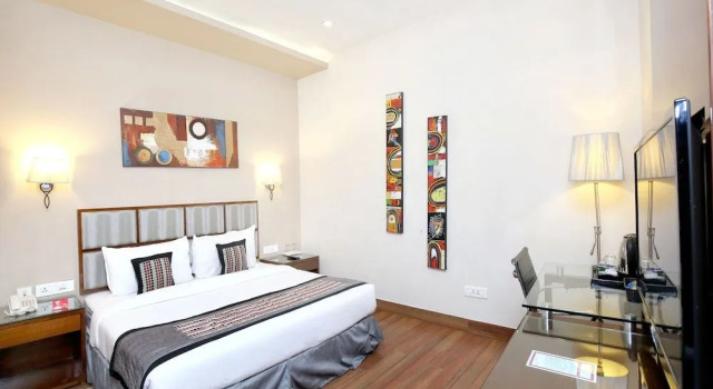 OYO 15134 Hotel Downtown, Book Hotel Jalandhar Punjab